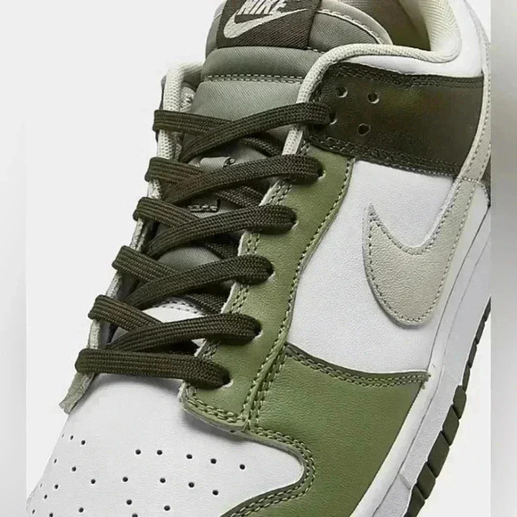 New Nike Dunk Low "Oil Green Cargo Khaki" Size 11 FN6882 Shoe - Picture 2 of 10